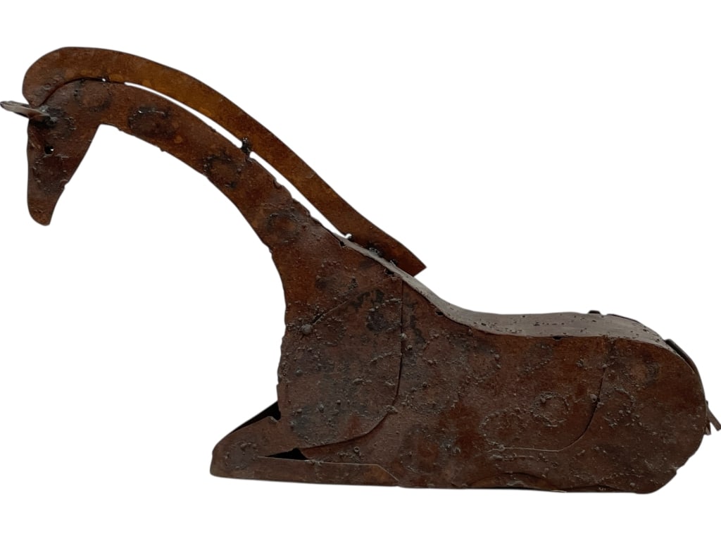 PRIMITIVE HAND-FORGED IRON GIRAFFE SCULPTURE 22" (1 of 8)