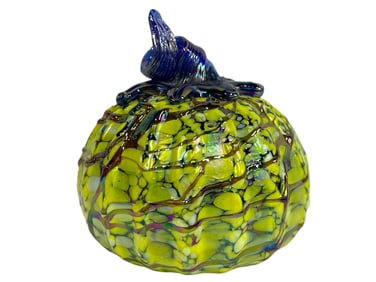 STUDIO ART GLASS PUMPKIN SCULPTURE CHARTREUSE 5"