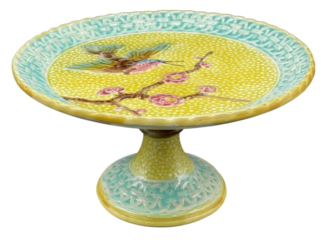 ANTIQUE EUREKA STYLE MAJOLICA BIRD CAKE PLATE 9" (1 of 8)
