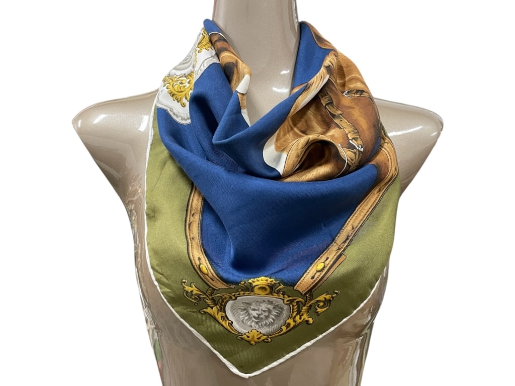 EQUESTRIAN SILK STYLE SCARF WITH HORSE MOTIF 32" (1 of 3)