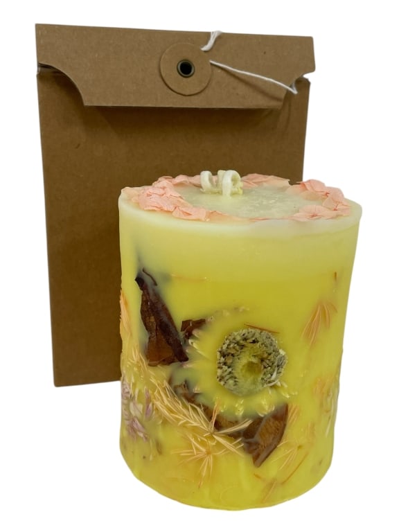 4 BOTANICAL PILLAR CANDLES W DRIED FLOWERS (1 of 4)