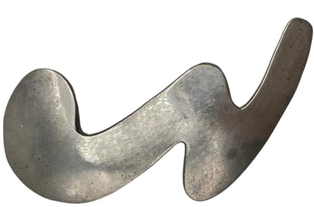 VINTAGE 925 STERLING MEXICO ABSTRACT BROOCH 14.16G: VINTAGE 925 STERLING MEXICO ABSTRACT BROOCH 14.16G -VERY GOOD CONDITION -925 MEXICO STAMP -14.16G -APPROX 2.5" -JA 112524 