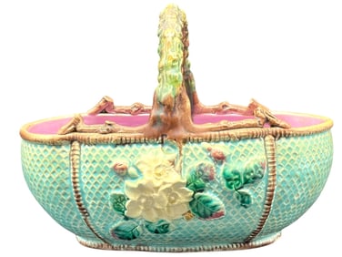 ANTIQUE GEORGE JONES STYLE ENGLISH MAJOLICA BASKET