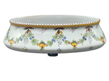HENRIOT QUIMPER HAND-PAINTED FOOTED BOWL 8"