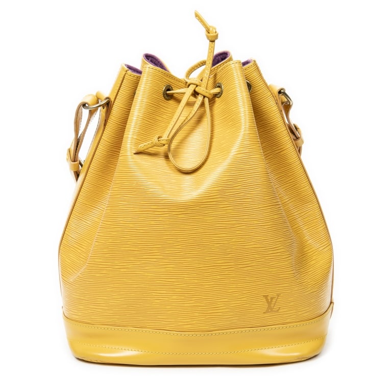 LOUIS VUITTON NOE GM YELLOW EPI GOLDEN BRASS: Louis Vuitton Noe GM Yellow Epi Golden Brass * COLOR: Yellow * PRODUCTION CODE: AR0936 (Mar 1996) * INCLUDED: None 27*34*16cm * CONDITION: A * (3cm = 1inch approximately) * Luxury bags are kept offsit
