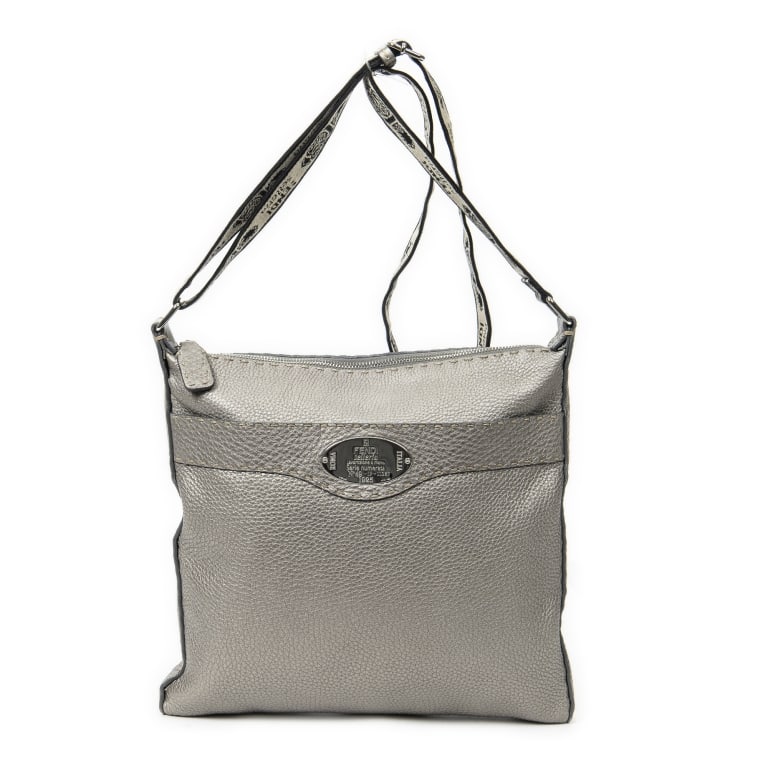 FENDI SELLERIA CROSSBODY GREY LEATHER HANDBAG: The Fendi Selleria Crossbody in Grey Grained Leather is a refined and versatile piece crafted from luxurious calf leather with signature Selleria hand-stitched detailing. Its soft, textured finish and