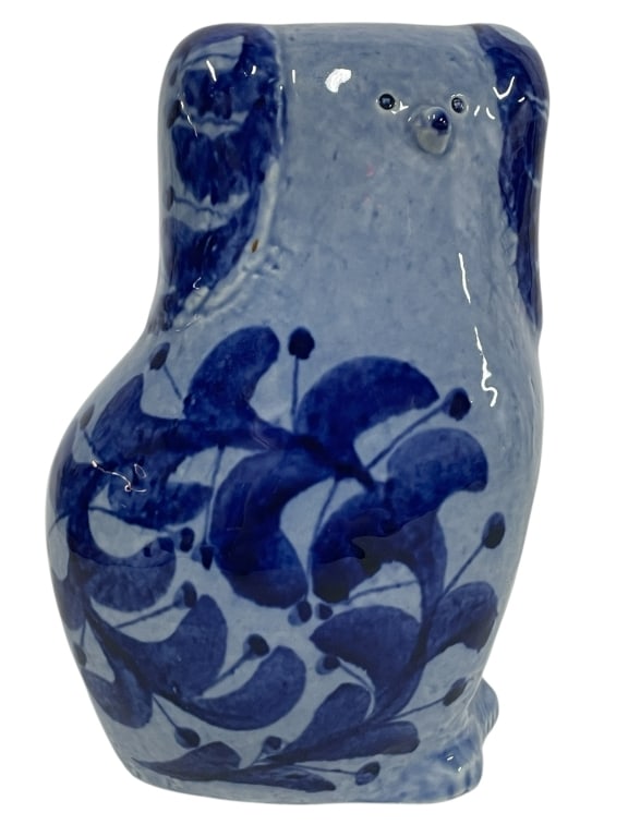 LISA LARSON BLUE CERAMIC DOG FIGURINE 7": LISA LARSON FOR GUSTAVSBERG SWEDEN BLUE CERAMIC DOG FIGURINE 7" -Very good pre owned condition -Approx 7"h x 4.5"w -A charming Scandinavian modern ceramic dog designed by famed Swedish artist Lisa Lar