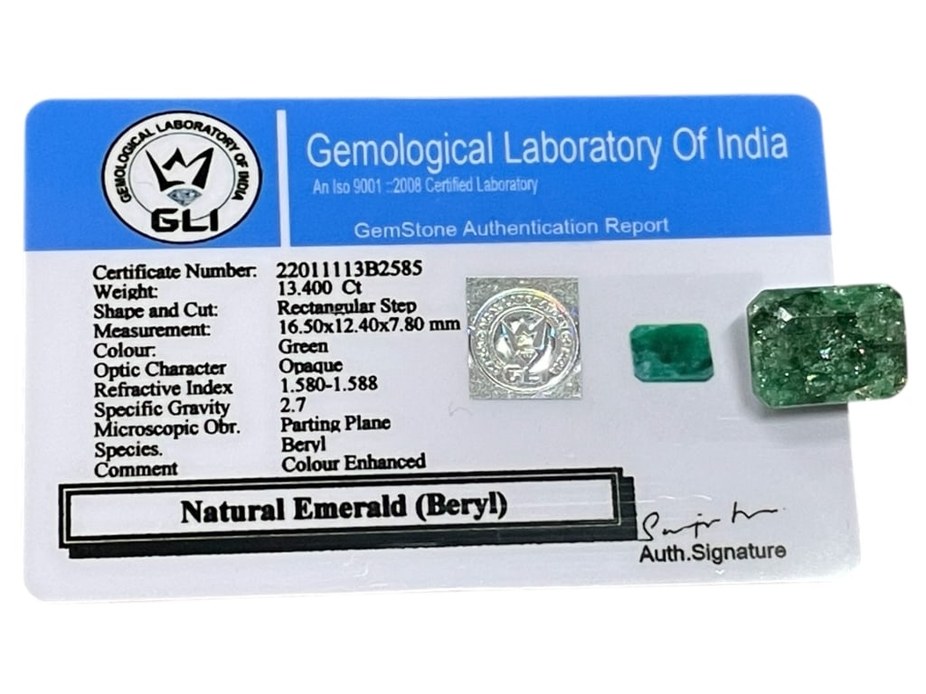 NATURAL EMERALD RECTANGULAR STEP CUT 13.40CTS (1 of 2)
