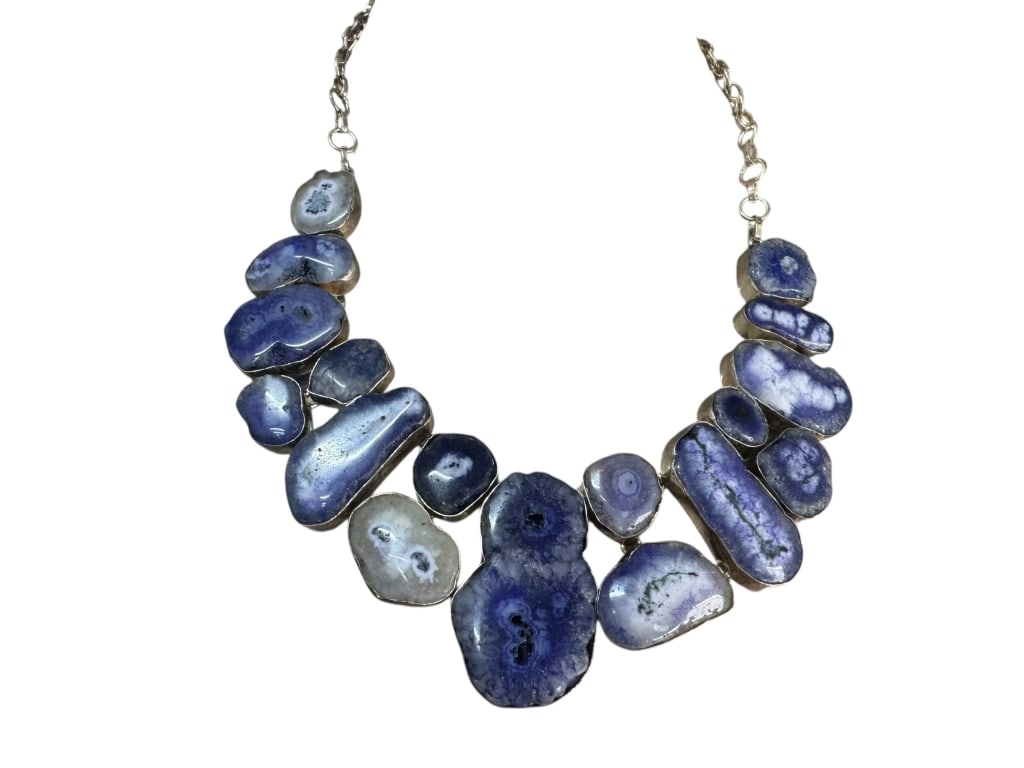 BLUE SOLAR QUARTZ SLICE STATEMENT NECKLACE (1 of 3)