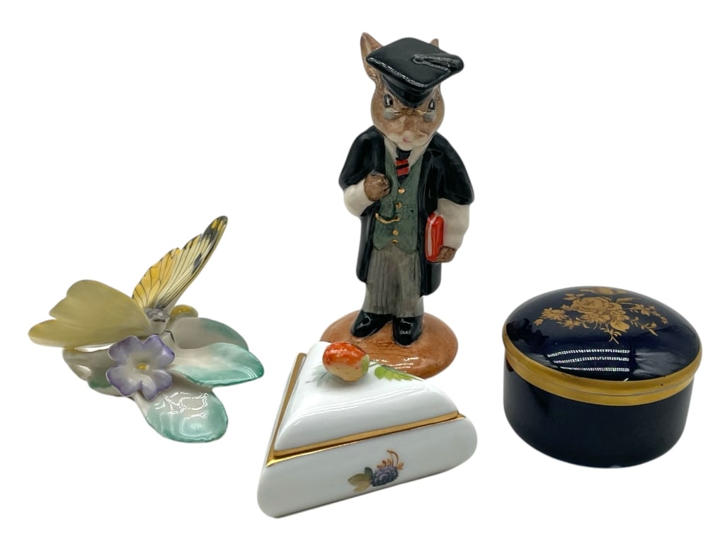 4 PORCELAIN PIECES INCLUDING LIMOGES & HEREND: COLLECTION OF FINE PORCELAIN & COLLECTIBLE MINIATURES INCLUDING LIMOGES & HEREND -Very good pre owned condition -4 pieces -LIMOGES, ROYAL DOULTON, HEREND & HUTSCHENREUTHER -JA 123025 By bidding on thi