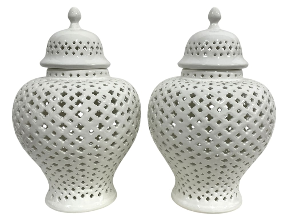 PAIR OF PIERCED WHITE CERAMIC GINGER JARS 15" (1 of 3)