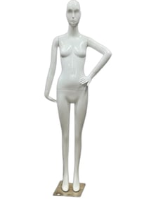 6 FT FEMALE DISPLAY MANNEQUIN WITH BASE