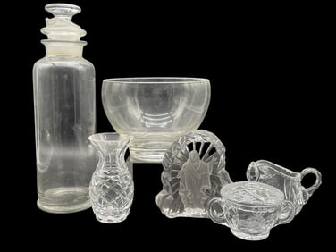 MIXED CLEAR GLASS & CRYSTAL DECORATIVE GROUP