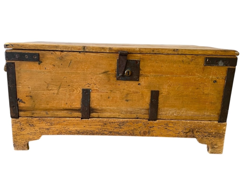 ANTIQUE SHIPWRIGHT'S TOOL CHEST STORAGE BOX 36" (1 of 5)