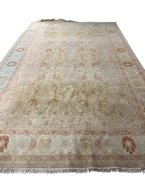 TRADITIONAL RUG W FLORAL MOTIFS 18'6" X 12'11"