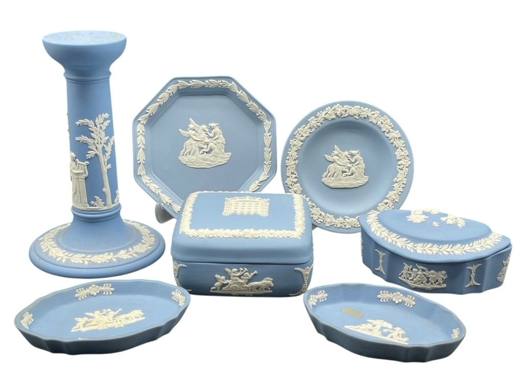 7 PIECE WEDGWOOD BLUE JASPERWARE GROUP (1 of 14)