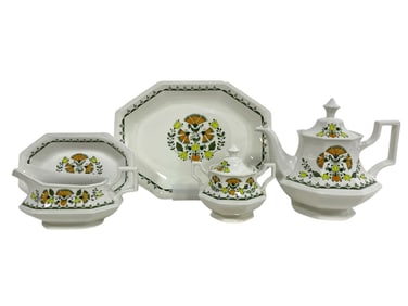 GREENFIELD IRONSTONE OCTAGONAL SET WITH FOLK ART