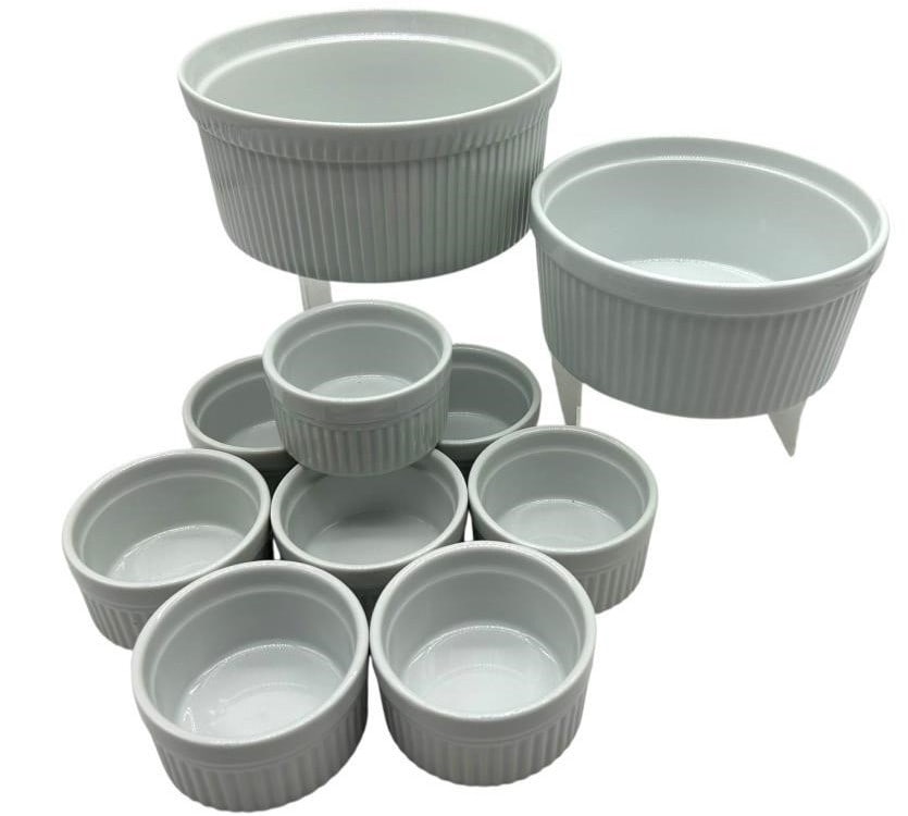 10 PORCELAIN RAMEKINS HAROLD IMPORT CO.: 10 PORCELAIN RAMEKINS HAROLD IMPORT CO. -VERY GOOD PRE-OWNED CONDITION -1 LARGE, APPROX. 8.25"x3.75" -1 MEDIUM, APPROX. 7.5"x3.25" -8 SMALL, APPROX. 3.5"x2" By bidding on this item, you have read, und