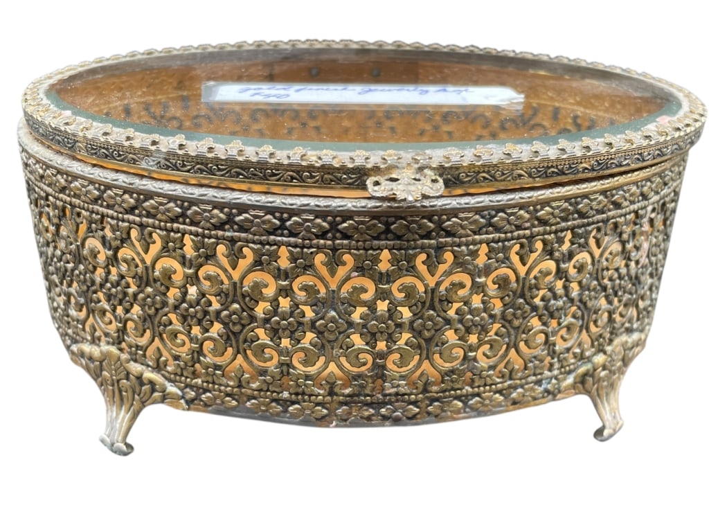 ORNATE FILIGREE METAL JEWELRY OR TRINKET BOX (1 of 4)