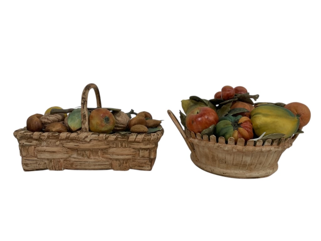 TWO ITALIAN CERAMIC FRUIT BASKETS 7" (1 of 12)