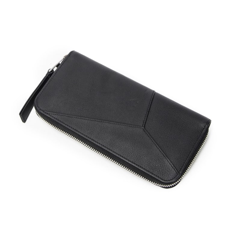LOEWE PUZZLE EDGE ZIP WALLET BLACK GRAINED CALFSKI: Loewe Puzzle Edge Zip Wallet Black Grained Calfskin Leather Silver * COLOR: Black * PRODUCTION CODE: 262429 * INCLUDED: None 19*9.5*2cm * CONDITION: A * (3cm = 1inch approximately) * Luxury bags are k