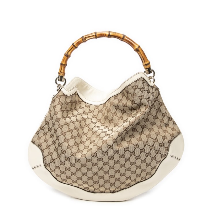 GUCCI PEGGY BAMBOO HANDLE MONOGRAMMED HOBO: Gucci Peggy Bamboo Handle Hobo Beige/Ivory Monogrammed Canvas Gold * COLOR: Beige/Ivory * PRODUCTION CODE: 169976-002404 * INCLUDED: None 48*40*3cm * CONDITION: A * (3cm = 1inch approximately) * Luxur