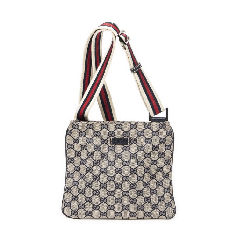 GUCCI BEIGE/NAVY WEB SMALL FLAT CROSSBODY: Gucci Web Small Flat Crossbody Beige/Navy Monogrammed Canvas Silver * COLOR: Beige/Navy * PRODUCTION CODE: 146309-001013 * INCLUDED: None 23.5*20.5*1cm * CONDITION: A * (3cm = 1inch approximately) * L