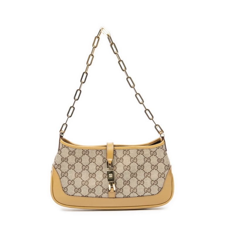 GUCCI JACKIE MONOGRAMMED CHAIN HOBO: Gucci Jackie Chain Hobo Beige/Tan Monogrammed Canvas Gold * COLOR: Beige/Tan * PRODUCTION CODE: 001-4032 002058 * INCLUDED: None 26*14*3 cm * CONDITION: A * (3cm = 1inch approximately) * Luxury bags a