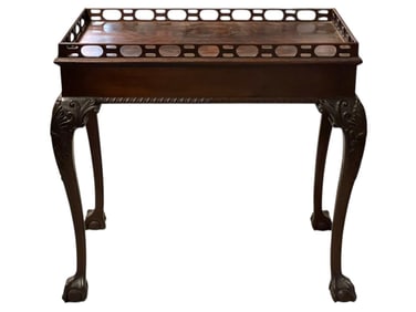 COUNCILL CRAFTSMEN RICHARD PLUMER TEA TABLE