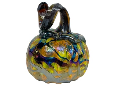 IRIDESCENT STUDIO ART GLASS PUMPKIN SCULPTURE 6"