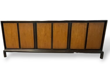 MID-CENTURY STYLE WOOD AND BLACK LACQUER CREDENZA