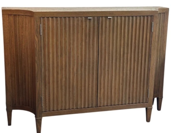 THEODORE ALEXANDER REEDED DOOR SIDEBOARD CREDENZA: THEODORE ALEXANDER REEDED DOOR SIDEBOARD / CREDENZA -38" X 56" X 18" APPROX -Elegant Theodore Alexander sideboard featuring beautifully reeded wood double doors, a solid rectangular top with rich natu