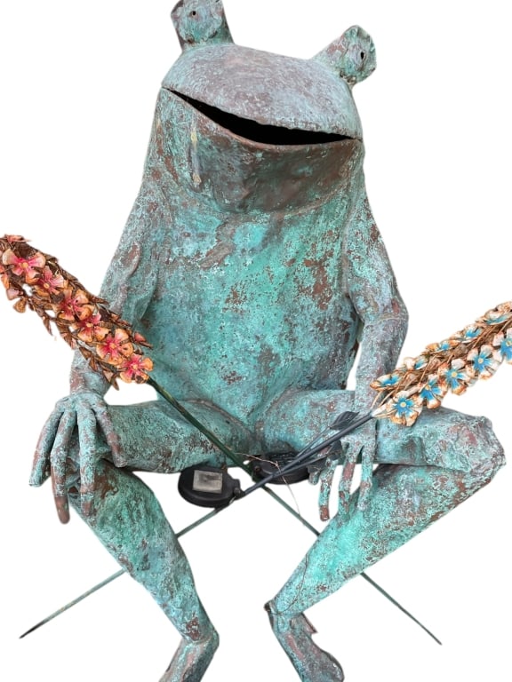 ATTR BEAU SMITH WHIMSICAL METAL FROG SCULPTURE 43": LARGE-SCALE WHIMSICAL METAL FROG SCULPTURE ATTR. TO BEAU SMITH-Large-scale whimsical metal frog sculpture by Beau Smith, executed in hand-worked metal with a richly developed verdigris patina. The sea