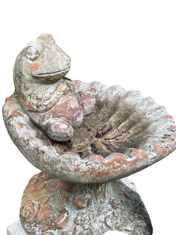 WHIMSICAL CAST STONE FROG BIRDBATH 23" (1 of 4)