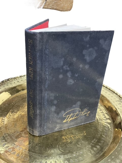 STEPHEN KING PET SEMATARY RARE 1ST EDITION BOOK: - Hardback book "Pet Sematary" - Written by Stephen King - Fair to good condition due to age, please see pix for details - First edition - RARE HARD TO FIND msn By bidding on this listing, you underst