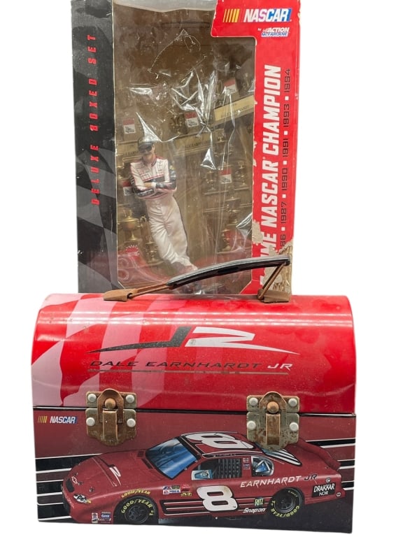 DALE EARNHARDT JR LUNCHBOX & FIGURE (1 of 9)