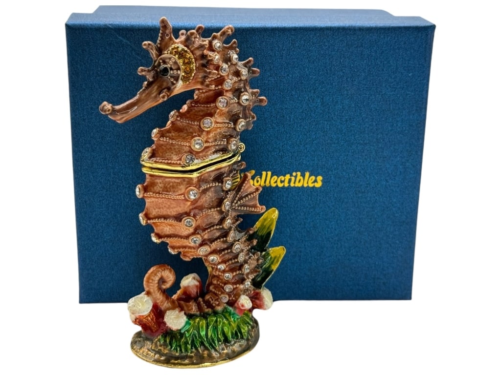 JAY STRONGWATER STYLE SEAHORSE TRINKET BOX (1 of 3)