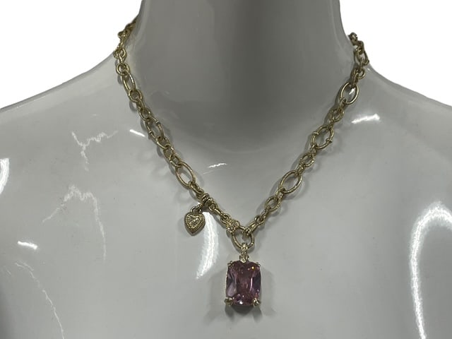 PINK QUARTZ W/ ANTIQUED GOLD CHAIN HEARTS NECKLACE: - Stunning pink quartz center stone - 2 crystal hearts sorrounding one dangles from chain - Bold links with etched design for an antique look - Beautiful condition - Heavy gold plated material msn By