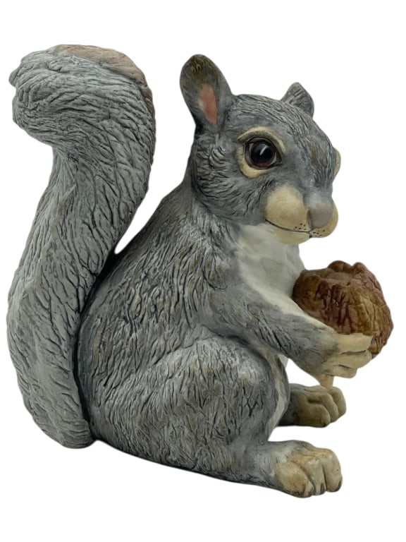VINTAGE BOEHM PORCELAIN GREY SQUIRREL FIGURINE 4" (1 of 6)