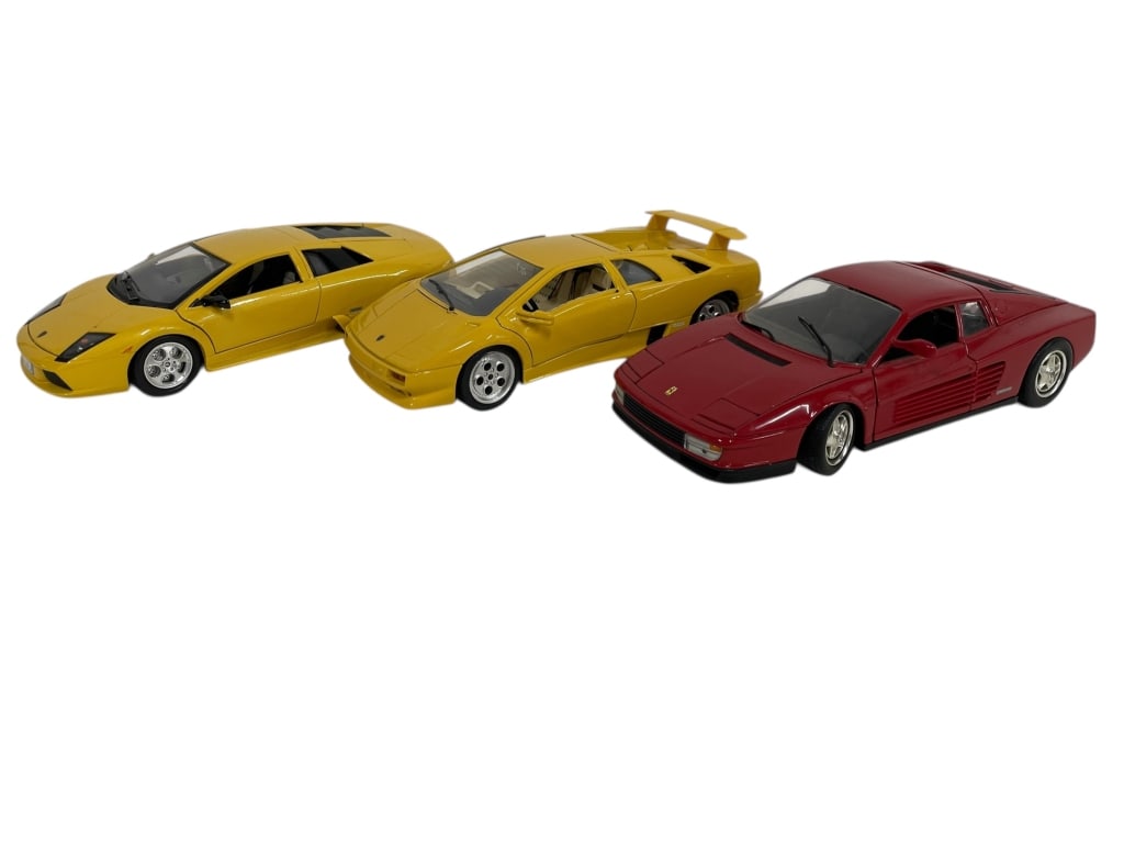 LAMBORGHINI FERRARI DIE CAST SPORTS CAR COLLECTION (1 of 7)
