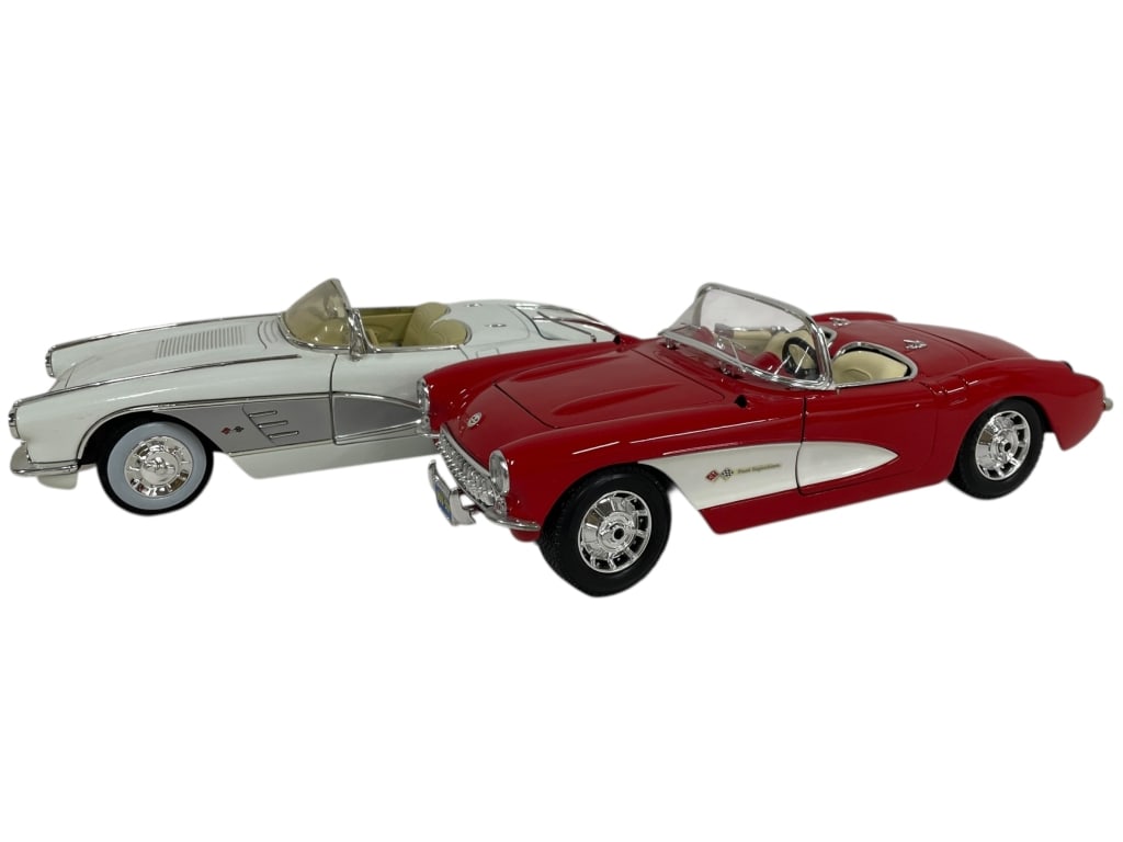 PAIR OF CHEVROLET CORVETTE DIE CAST CONVERTIBLES (1 of 6)