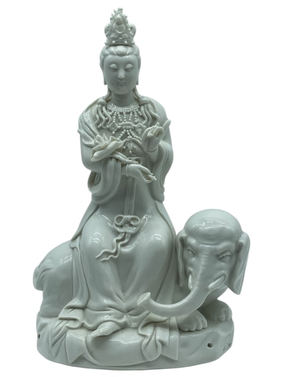 BLANC DE CHINE WHITE PORCELAIN GUANYIN FIGURE 12" (1 of 5)