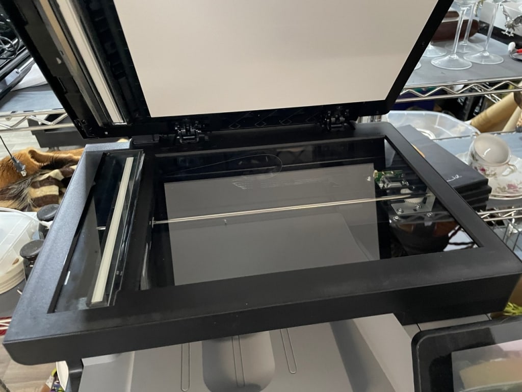 HP COLOR LASERJET MULTI FUNCTION PRINTER 20" - 4