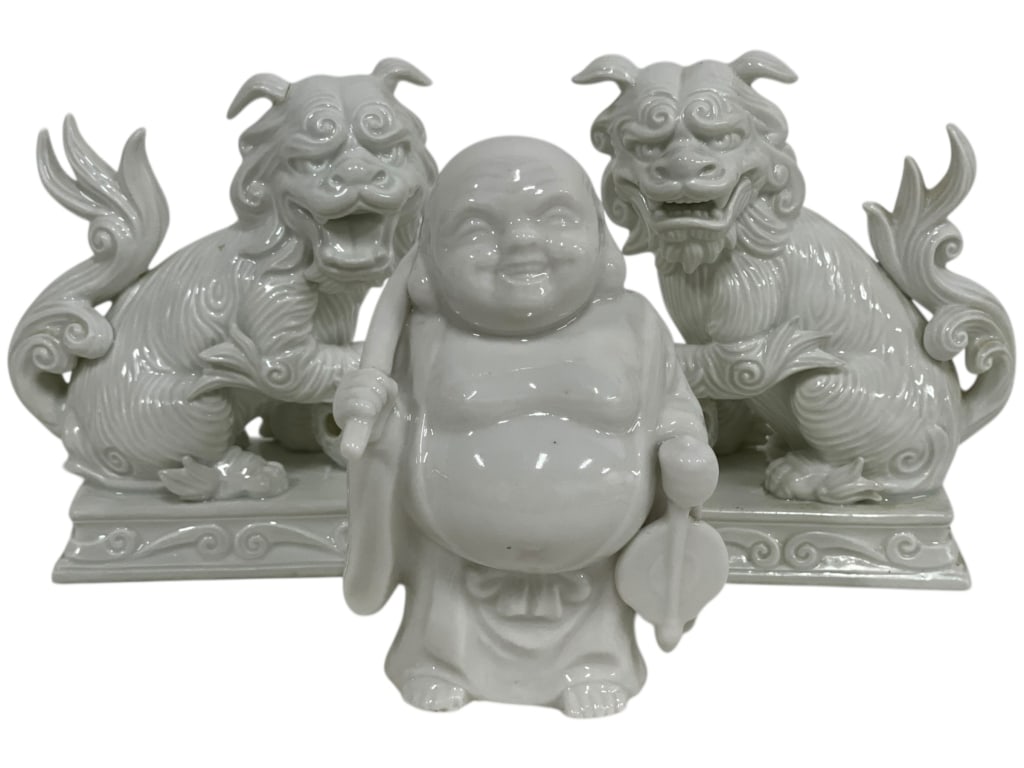 PORCELAIN BUDDHA & PAIR OF FOO DOG LOT 7" (1 of 9)
