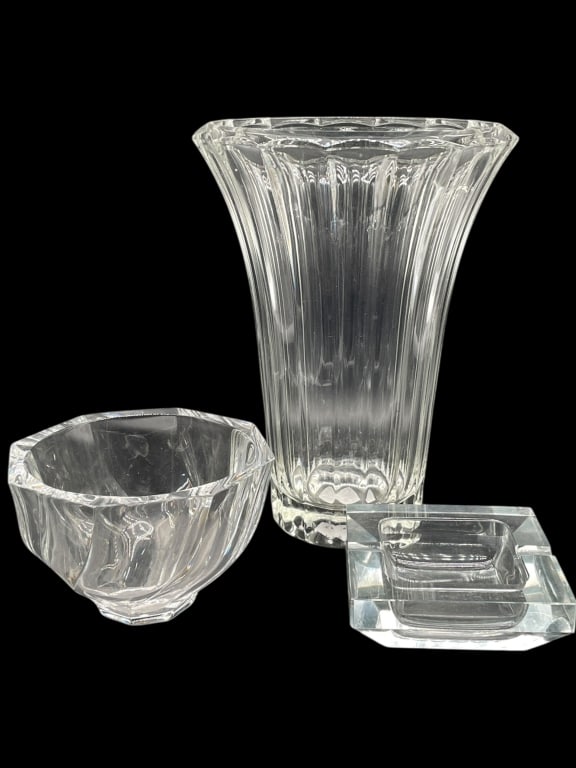 ASSORTED LOT OF CRYSTAL INCLUDING ORREFERS (1 of 7)