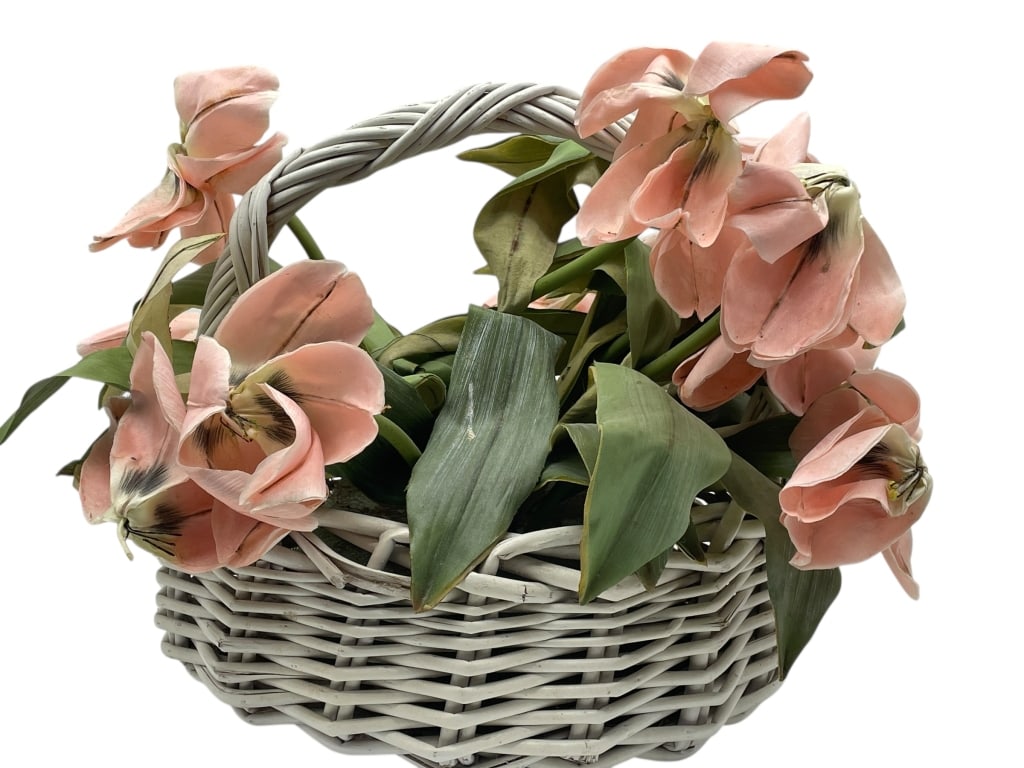DECORATIVE WOVEN BASKET W FLORAL ARRANGEMENT (1 of 4)