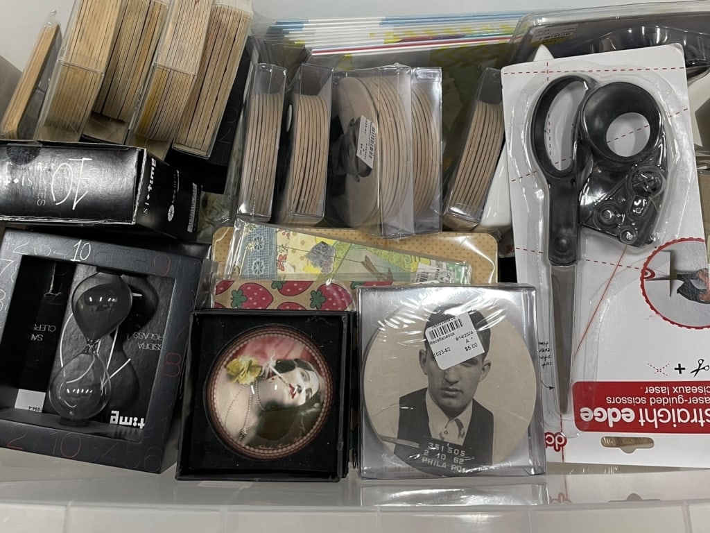 ASSORTED STATIONERY, PAPER GOODS & GIFTING ITEMS (1 of 5)