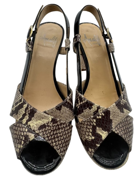 AMALFI BY RANGONI SNAKESKIN-PRINT LEATHER SANDALS: AMALFI BY RANGONI ITALIAN DESIGNER SNAKESKIN-PRINT LEATHER SANDALS. SIZE 7. THESE SOPHISTICATED SLINGBACK HEELS FEATURE A CHIC CROSSED-STRAP FRONT IN A NATURAL PYTHON-STYLE PATTERN WITH RICH EARTH TON