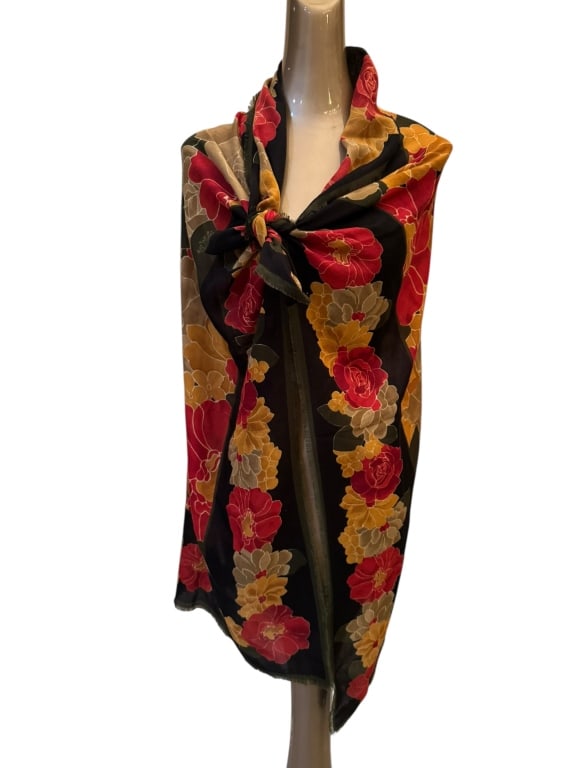 LARGE RALPH LAUREN STYLE MULTICOLORED WRAP/SHAWL (1 of 4)