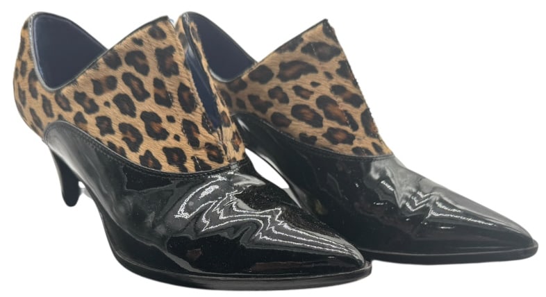 VALENTIN RANGONI LEOPARD PRINT SZ 6.5: VALENTIN RANGONI LEOPARD PRINT SIZE: 6.5 BLACK PATENT LEATHER & LEOPARD PRINT POINTED TOE ANKLE SHOES – MAKE A BOLD FASHION STATEMENT WITH THESE ULTRA-STYLISH BLACK PATENT LEATHER AND LEOPARD PRINT